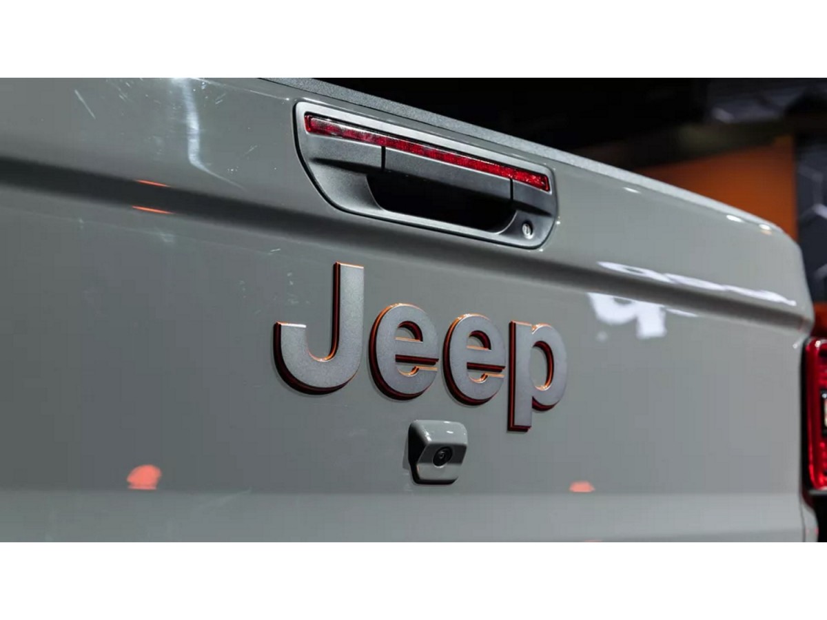 Genuine Jeep Emblem Mojave Orange Tailgate 68466530AB JeepsAreUs